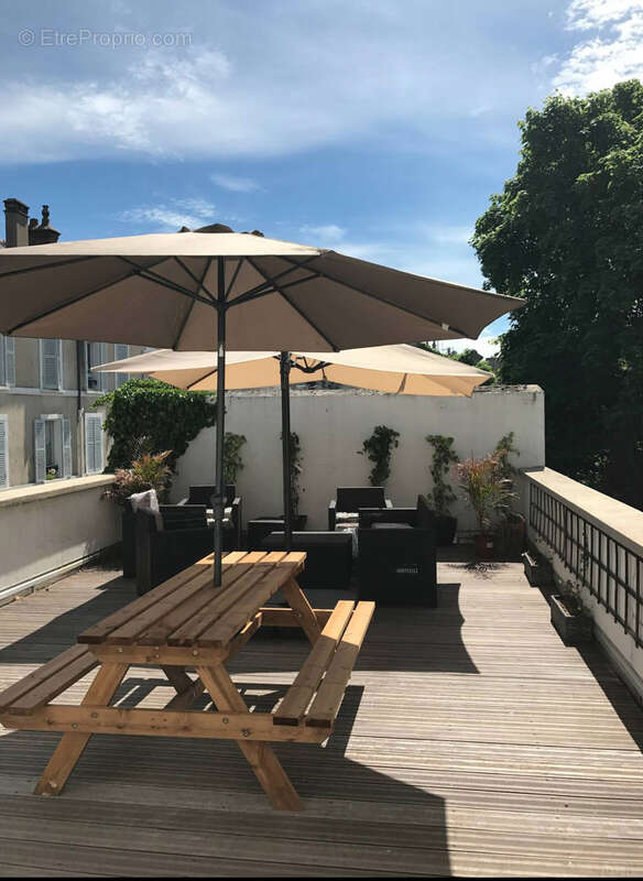 Maison à FONTAINEBLEAU