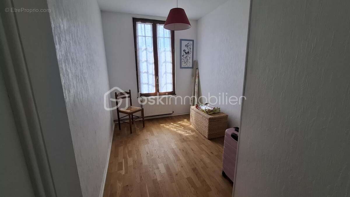 Maison à MEREVILLE