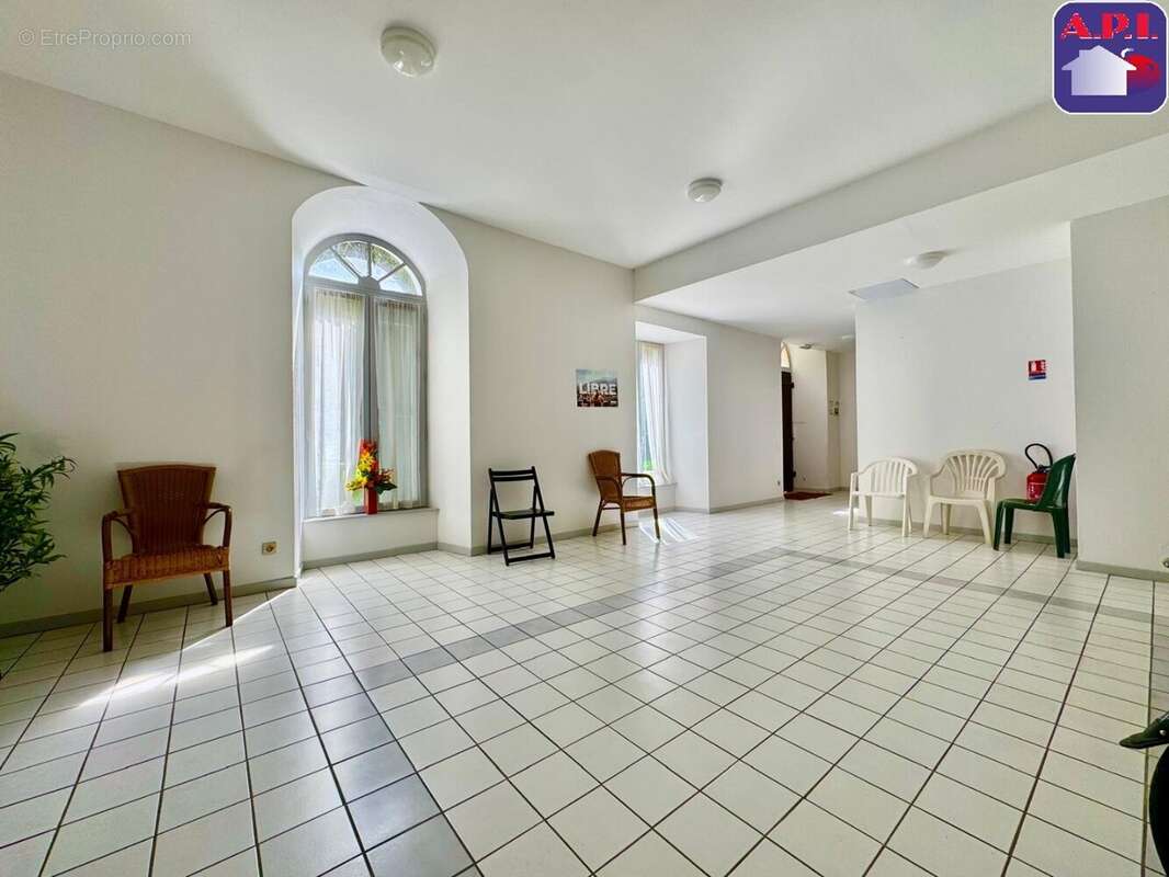 Appartement à USSAT