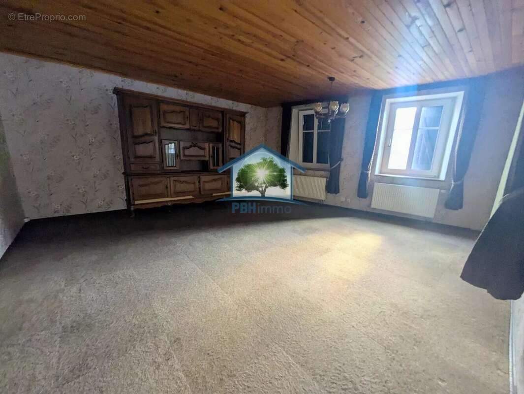 Maison à OBERMODERN-ZUTZENDORF