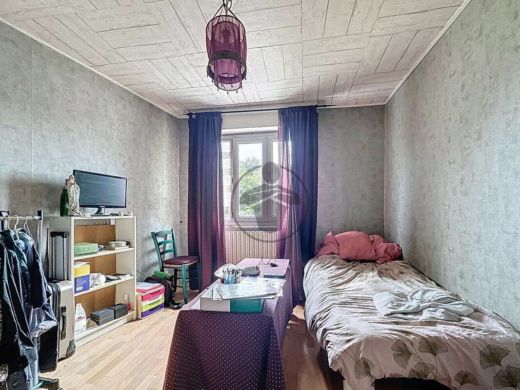 Maison à SAINT-QUENTIN