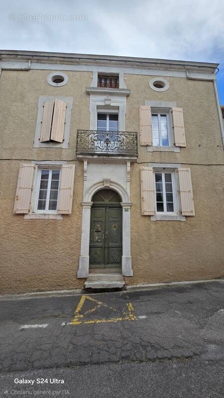 Maison à QUARANTE