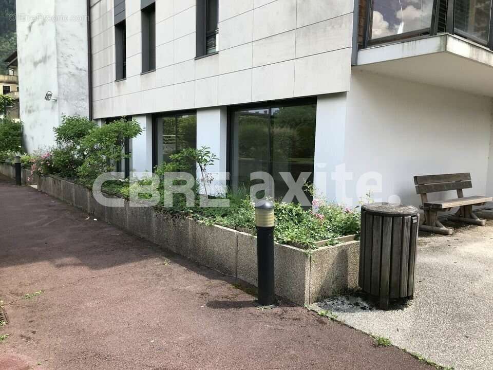 Commerce à CLUSES