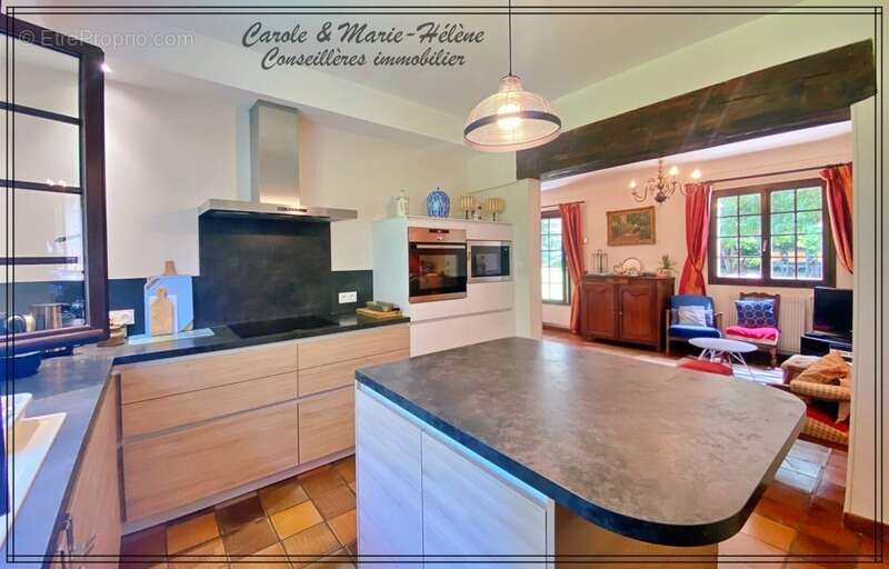 Maison 250 m² – 8 chambres – Piscine – Hangar 100 m² – Terrain 4 263 m² – Estillac - photo 8