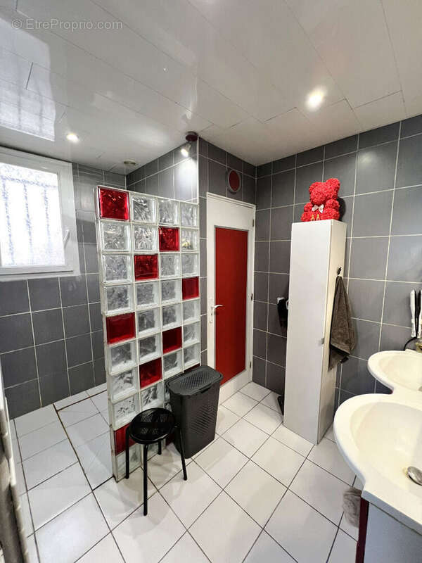 Maison à SURVILLIERS