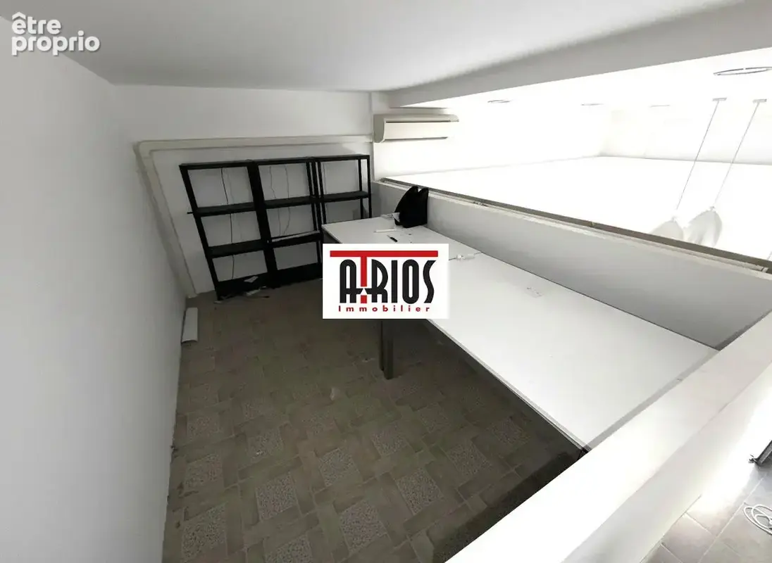 Commerce 42 m² à vendre à Hyeres (83400) - photo 3
