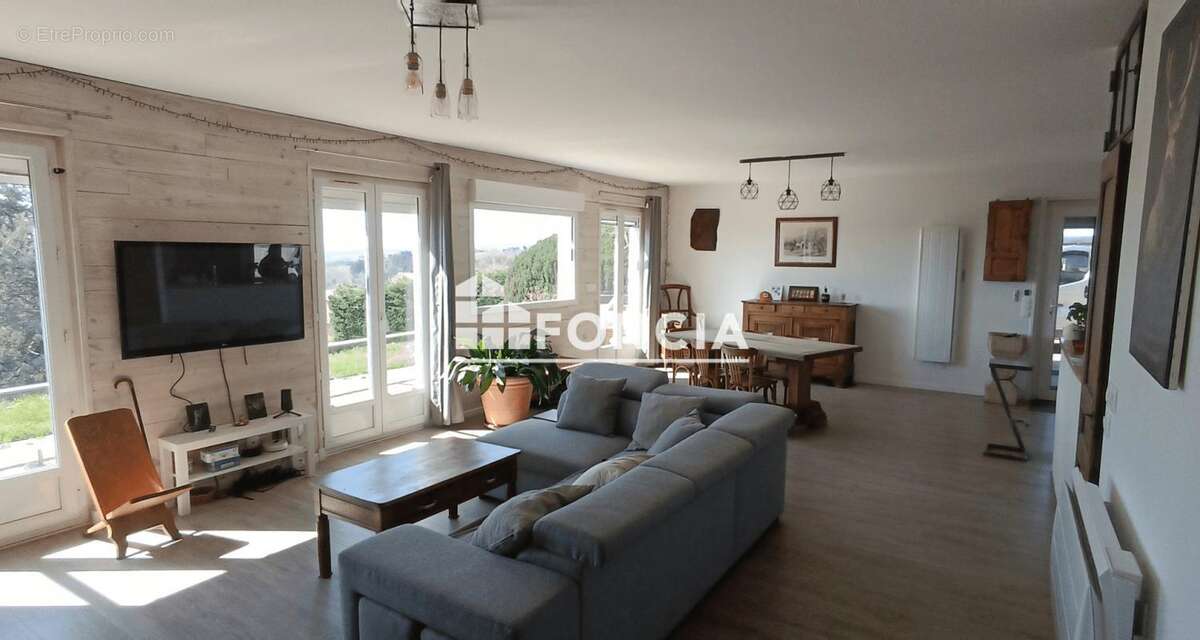 Maison à AUREC-SUR-LOIRE