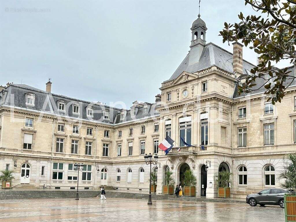 Appartement à PARIS-15E