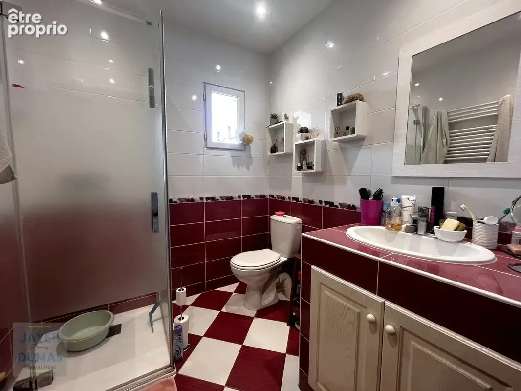 EXCLUSIVITÉ - SAINT-RÉMY   Maison, 4 chambres, terrain 990 m2 et Garage indépendant - - photo 8