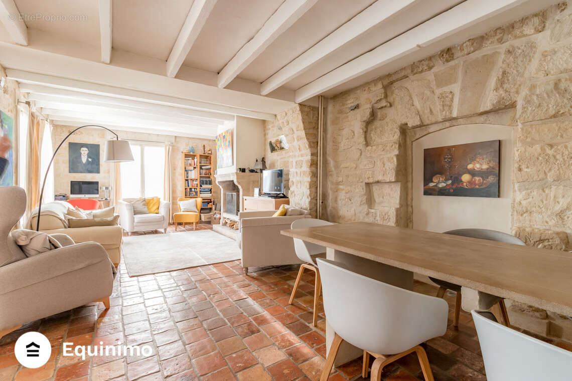 Maison à CARRIERES-SUR-SEINE