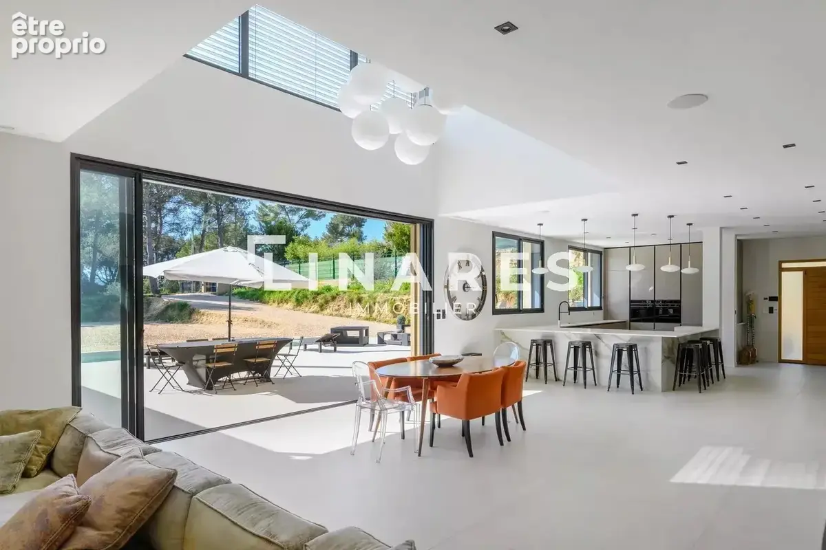 QUINTESSENCE - Villa T5 de 240m² - Garage de 115m² - Piscine - Terrain de 2900m² - 13011 EOURES - photo 5