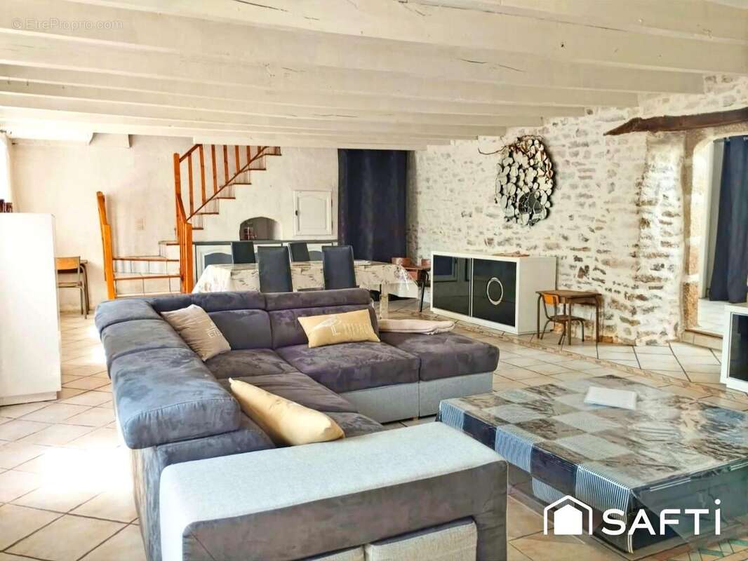 Maison 220 m² à Calan  - photo 5