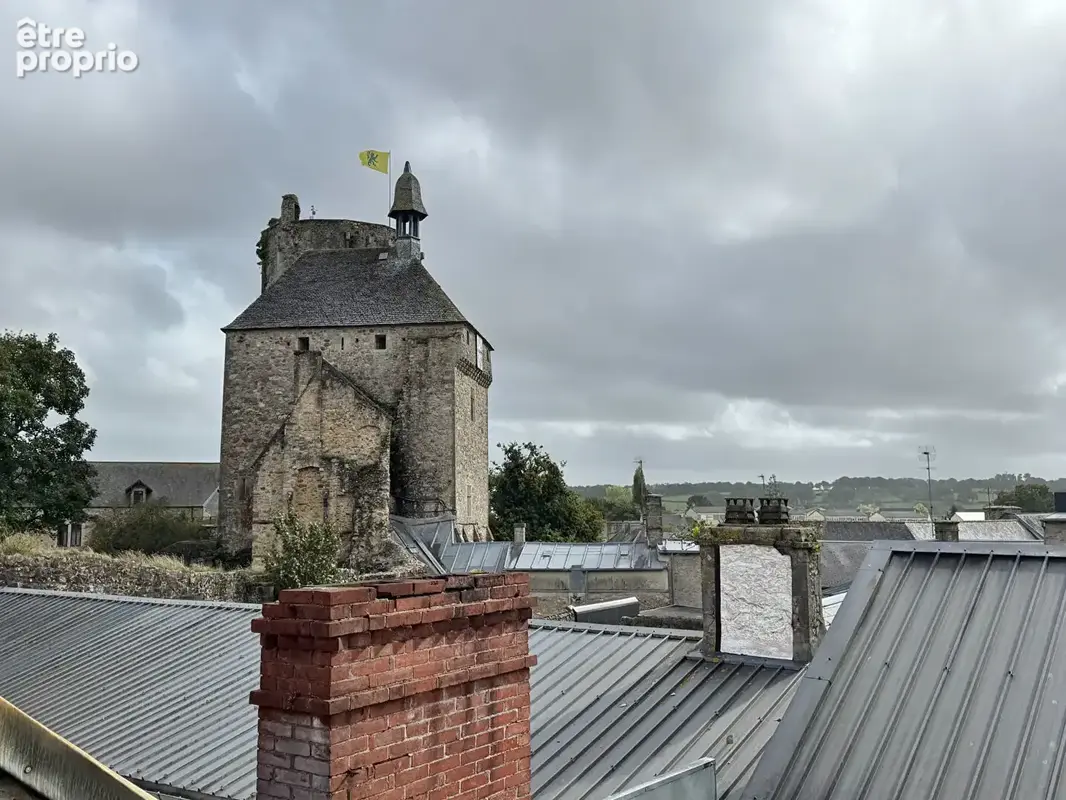 Immeuble à potentiel locatif, Ag. du Donjon. - photo 12