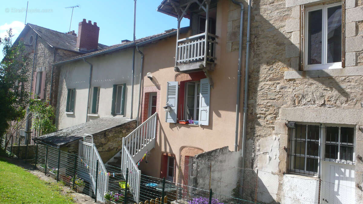 Maison à LINARDS