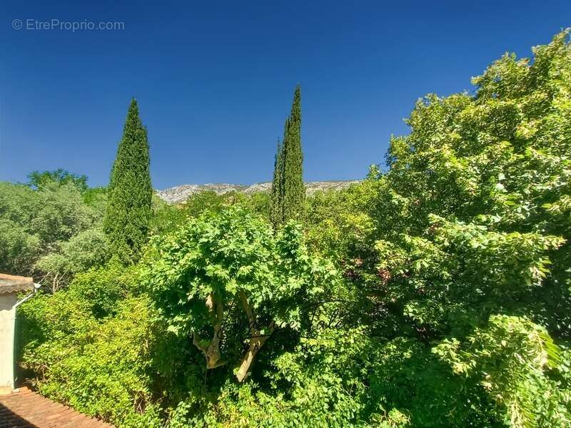 Appartement à PUYLOUBIER