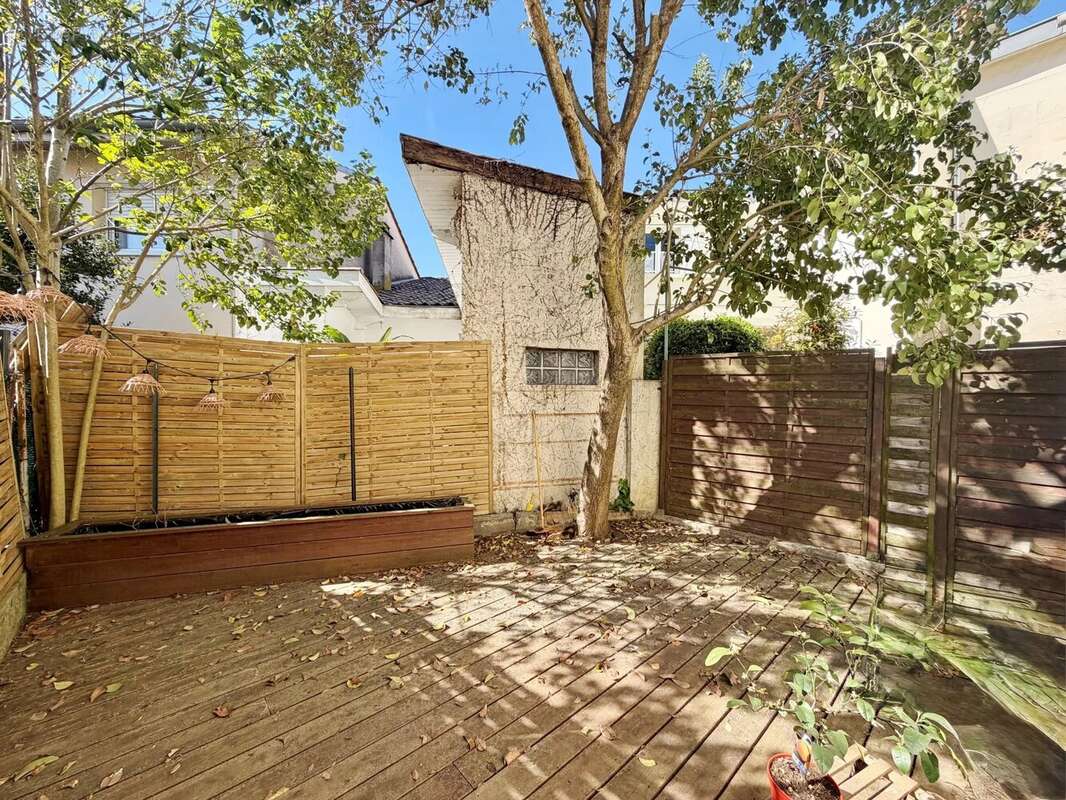 Appartement à BORDEAUX