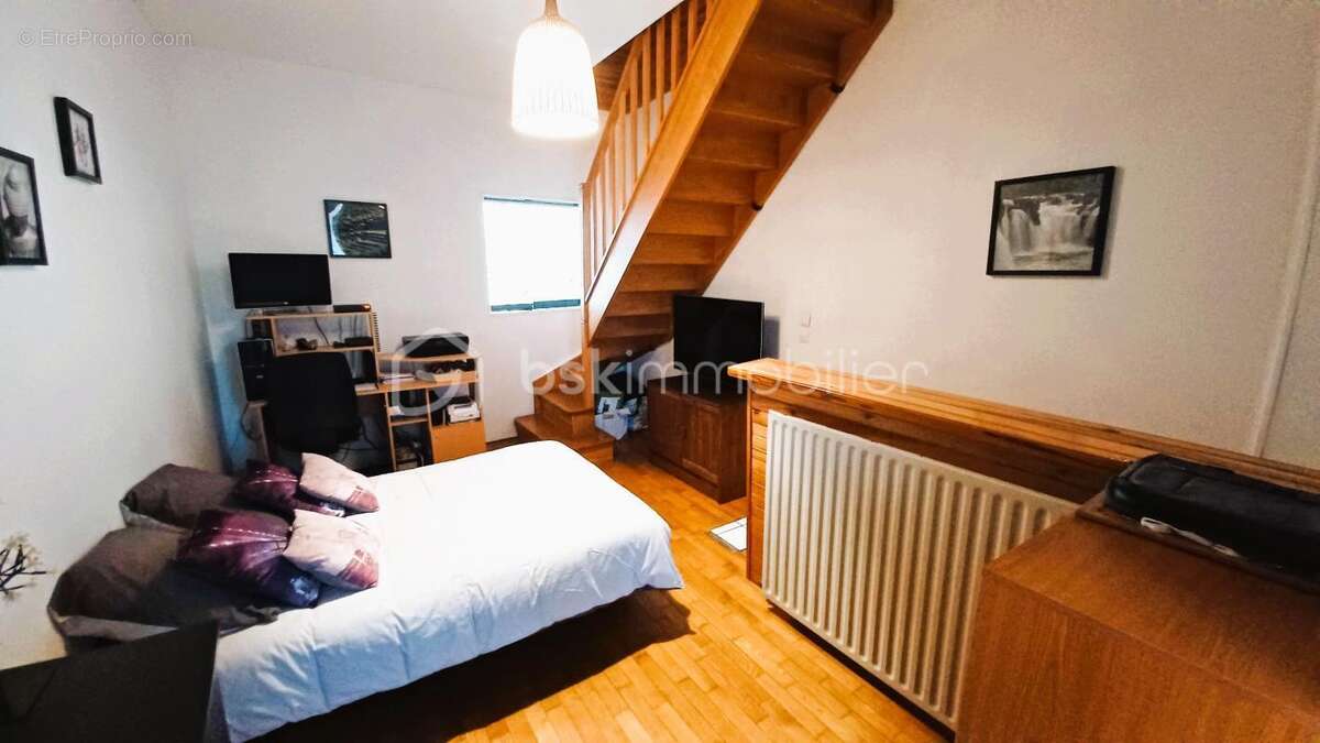 Maison à SURVILLIERS