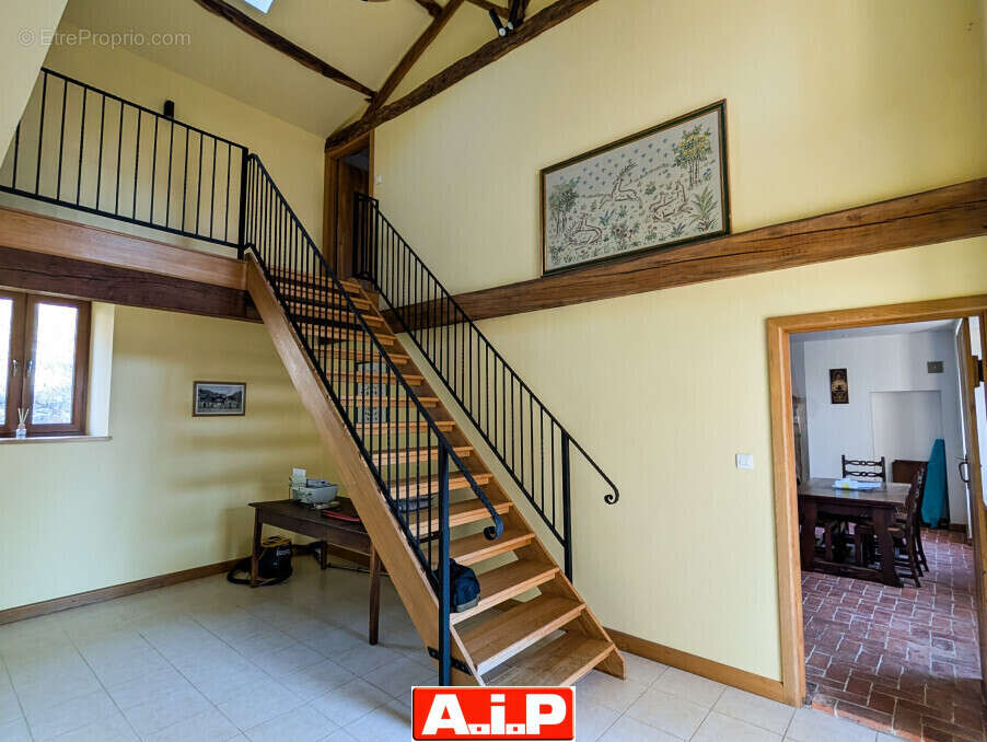 Maison à LA FORET-SUR-SEVRE