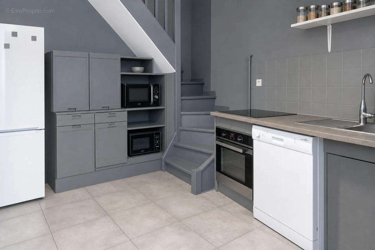 Appartement en duplex avec entrée privative - Le Havre, Rue de Neustrie - photo 2