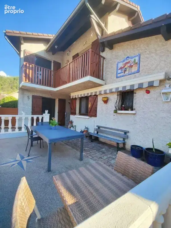 Maison 4 chambres 134m² avec piscine + garage double - photo 11