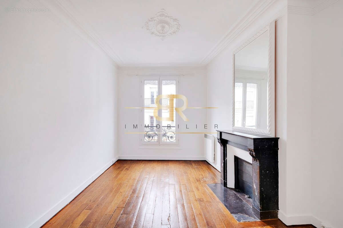 Appartement à PARIS-12E