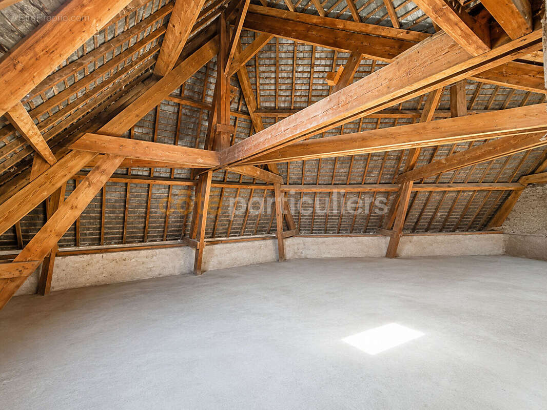 Appartement à SAINT-HILAIRE-DU-HARCOUET