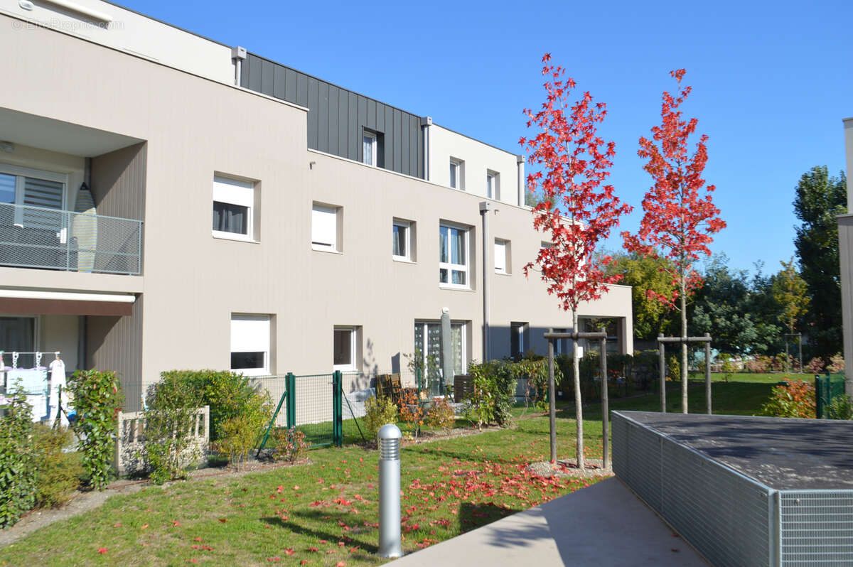 PESSAC - Monteil - X. Arnozan - Av. Pasteur - T3 (69m2) parfait état avec parking privatif - photo 28