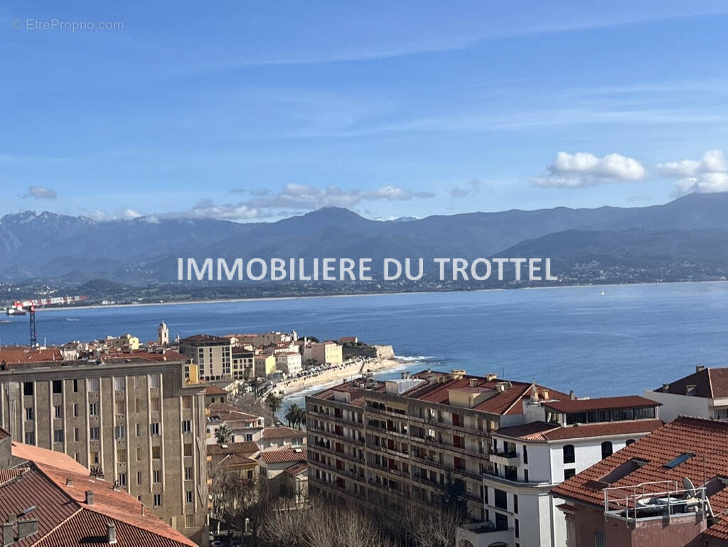 Appartement à AJACCIO