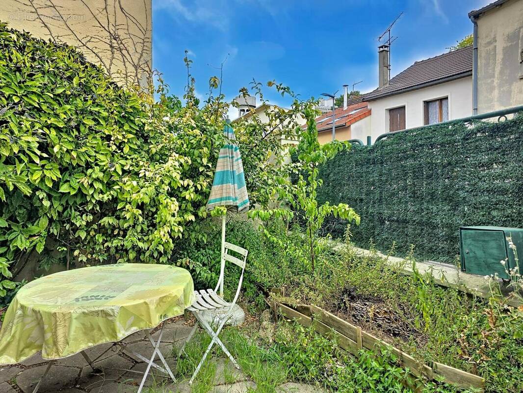 Photo 1 - Maison à LES LILAS