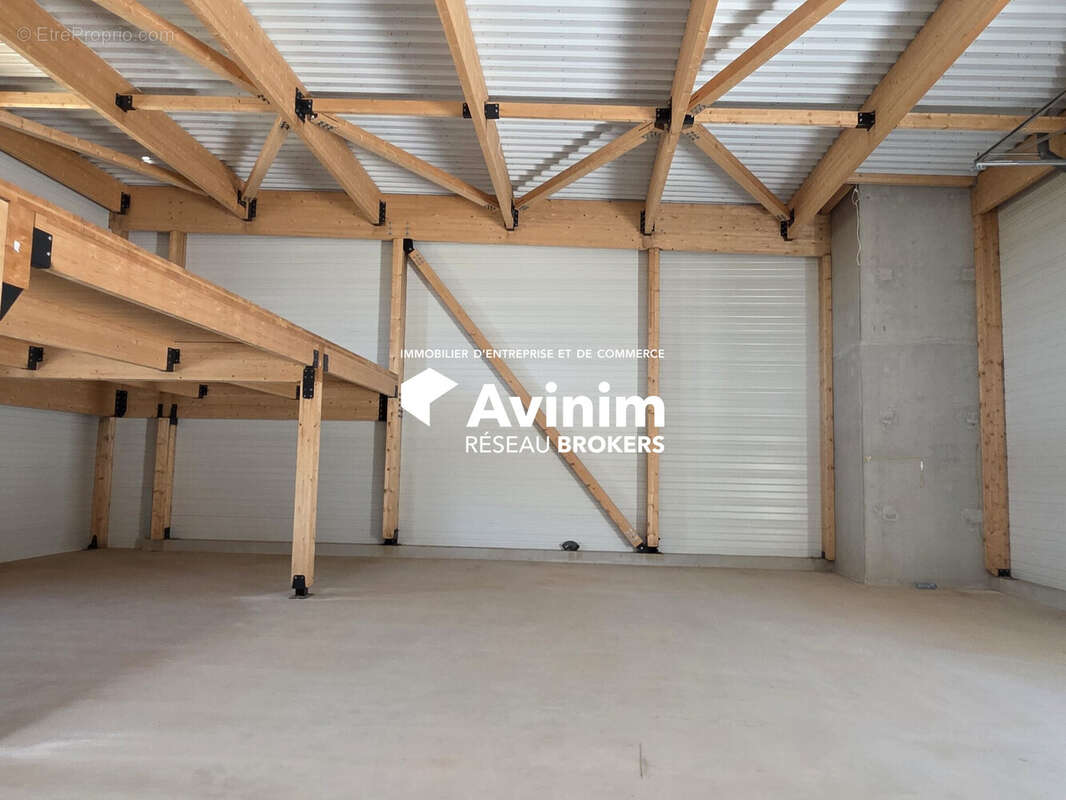 Commerce 290 m² à Montpellier  - photo 5