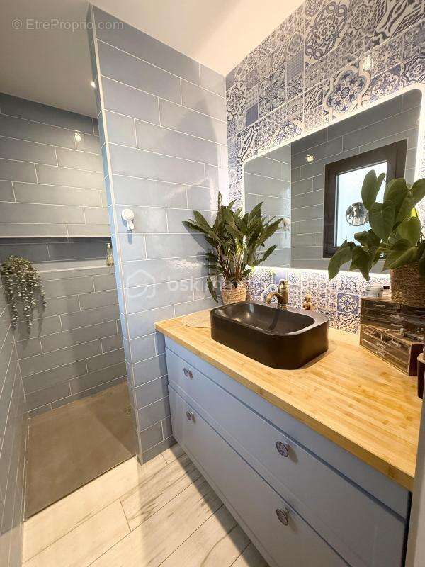 Maison à SAINT-JEAN-LASSEILLE