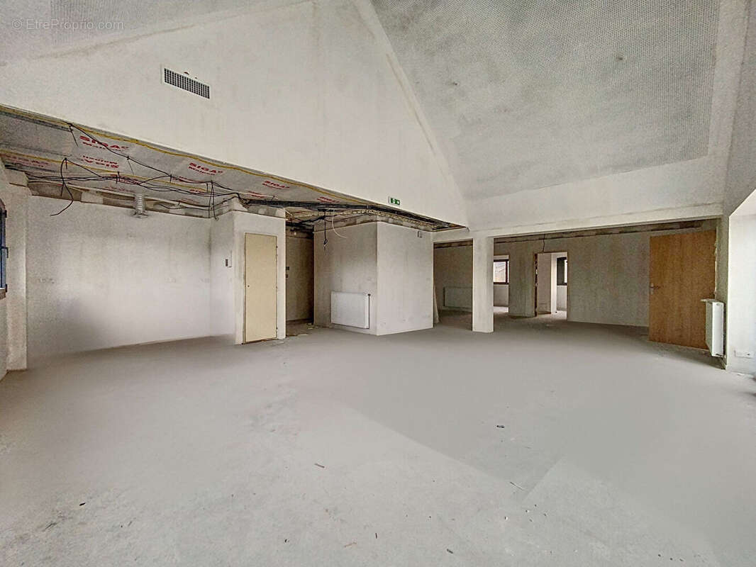 Commerce à DOL-DE-BRETAGNE