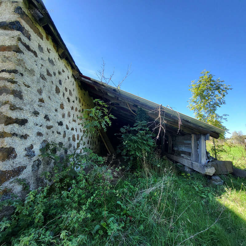 Maison à LUGARDE