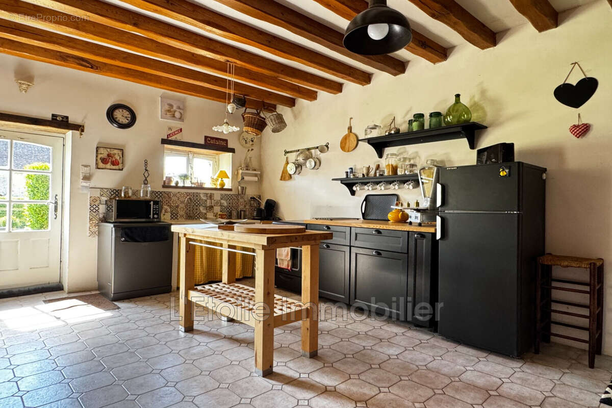 Maison 78 m² à Saint-Aubin-De-Courteraie  - photo 4