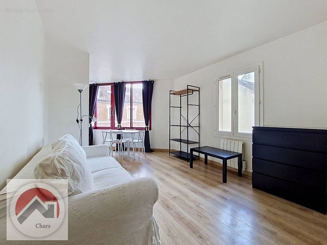 Appartement à MARINES
