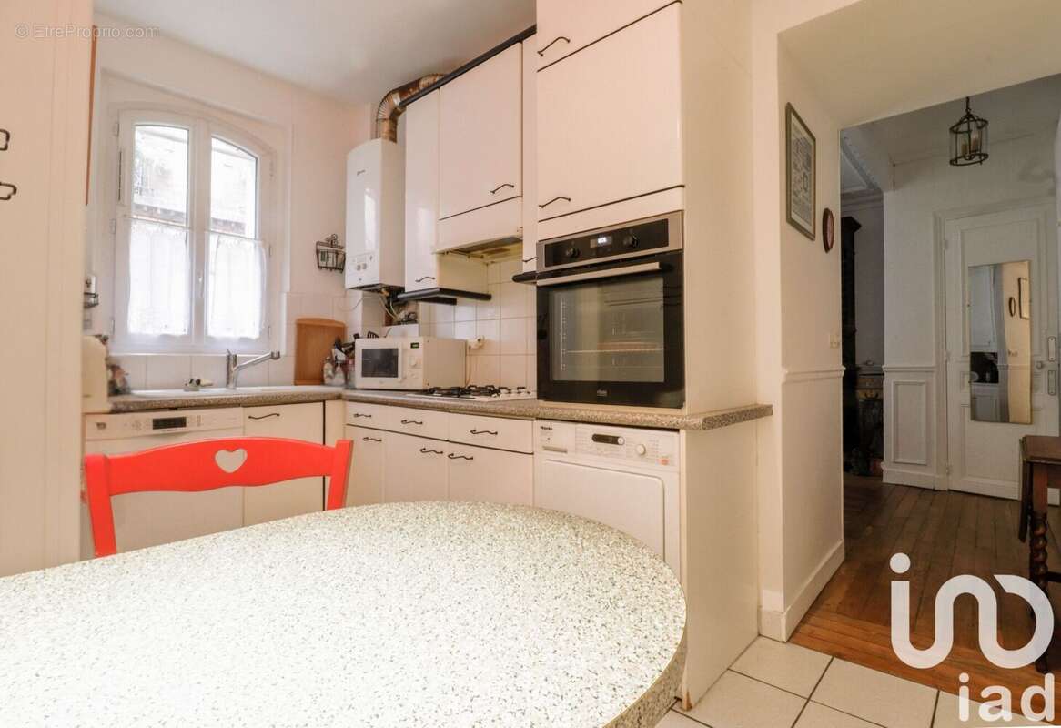 Photo 8 - Appartement à PARIS-10E