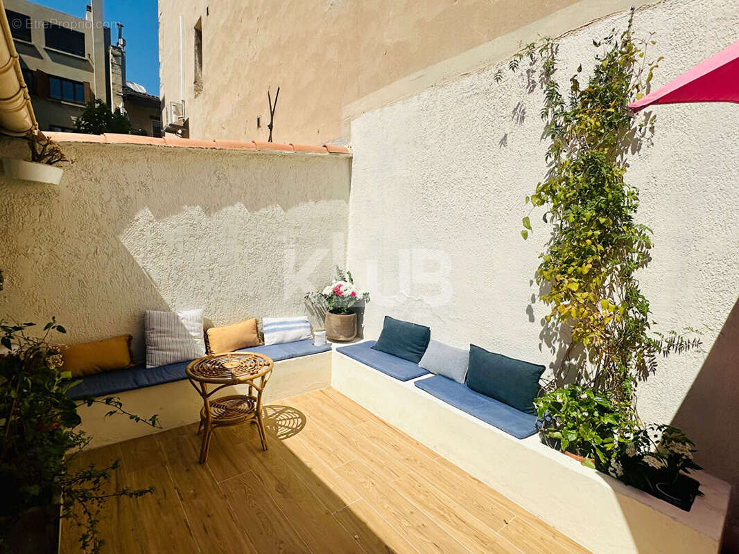 Appartement à MARSEILLE-6E