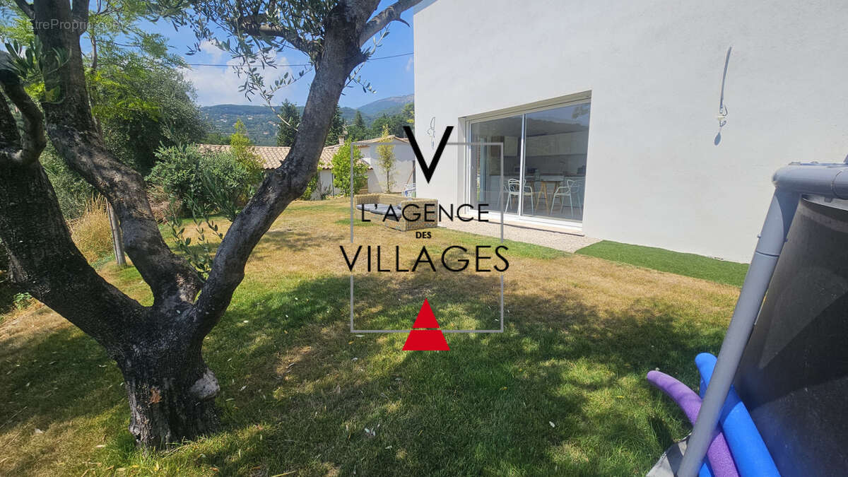 RARE , Bas de villa de plein pied Neuf  avec jardin privatif de 450M 2 - photo 11
