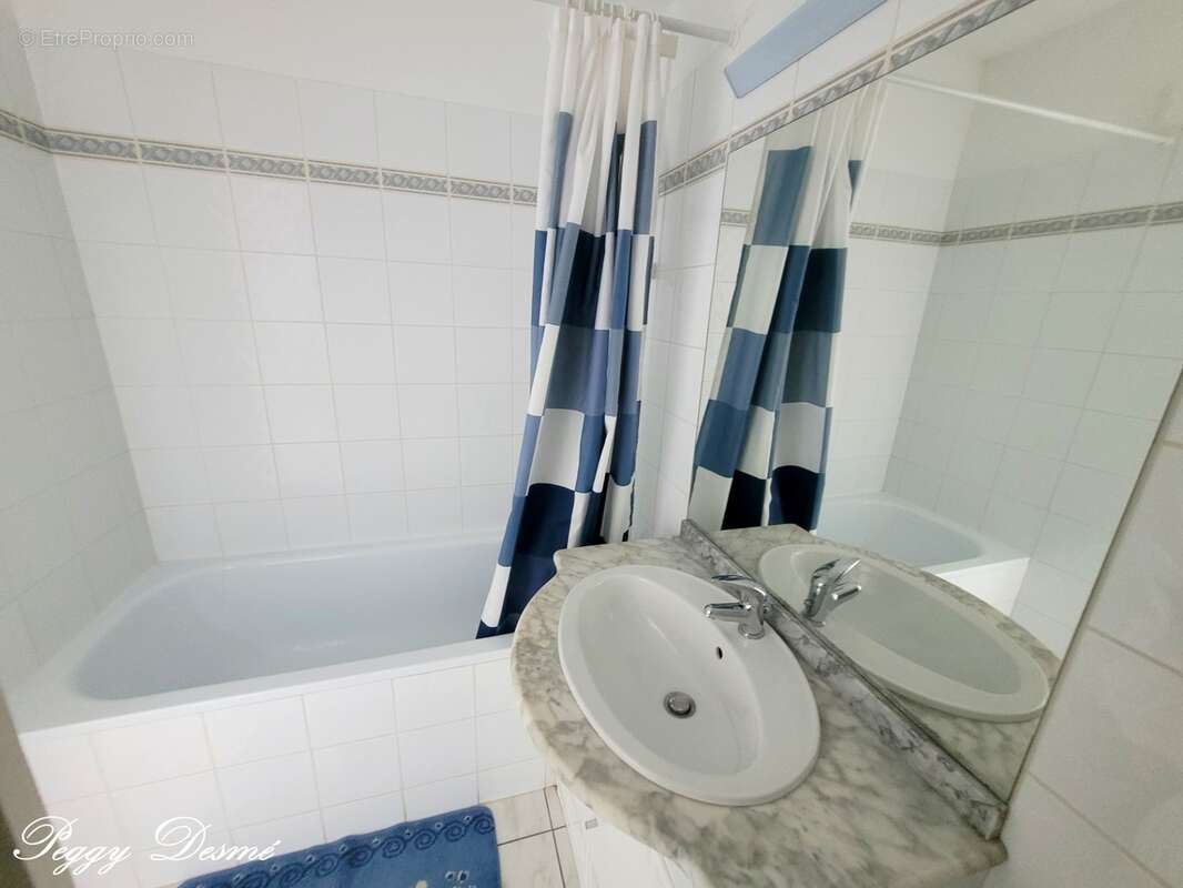 Appartement à vendre T1 BIS LA ROCHELLE (17) - Balcon - Local à vélos - photo 9