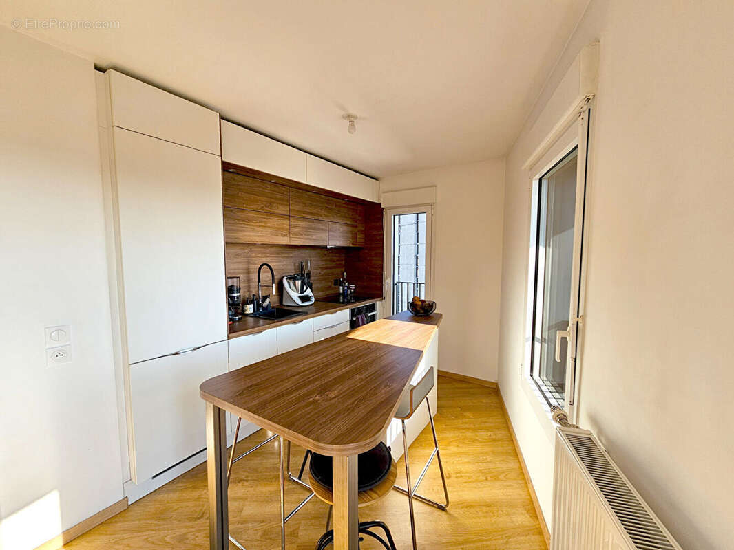 Appartement à NANTERRE