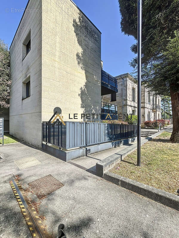 Appartement à LE BOUSCAT