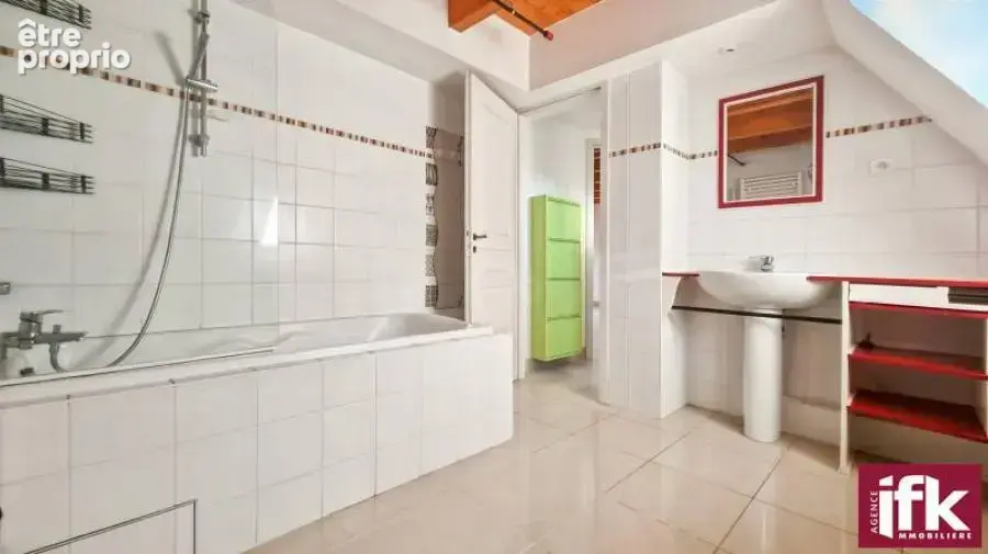 Logelbach; Appartement Duplex, 4 pièces,  jardin et parking - photo 6