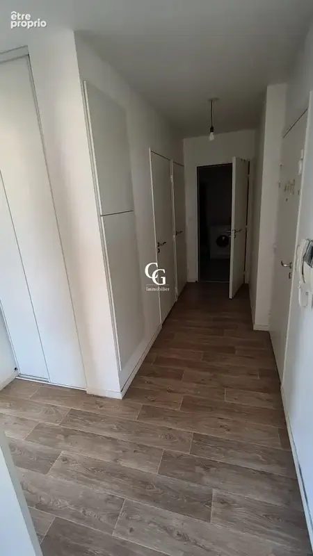 Appartement 4 pièces 82 m² à vendre à Nantes (44300) - photo 3