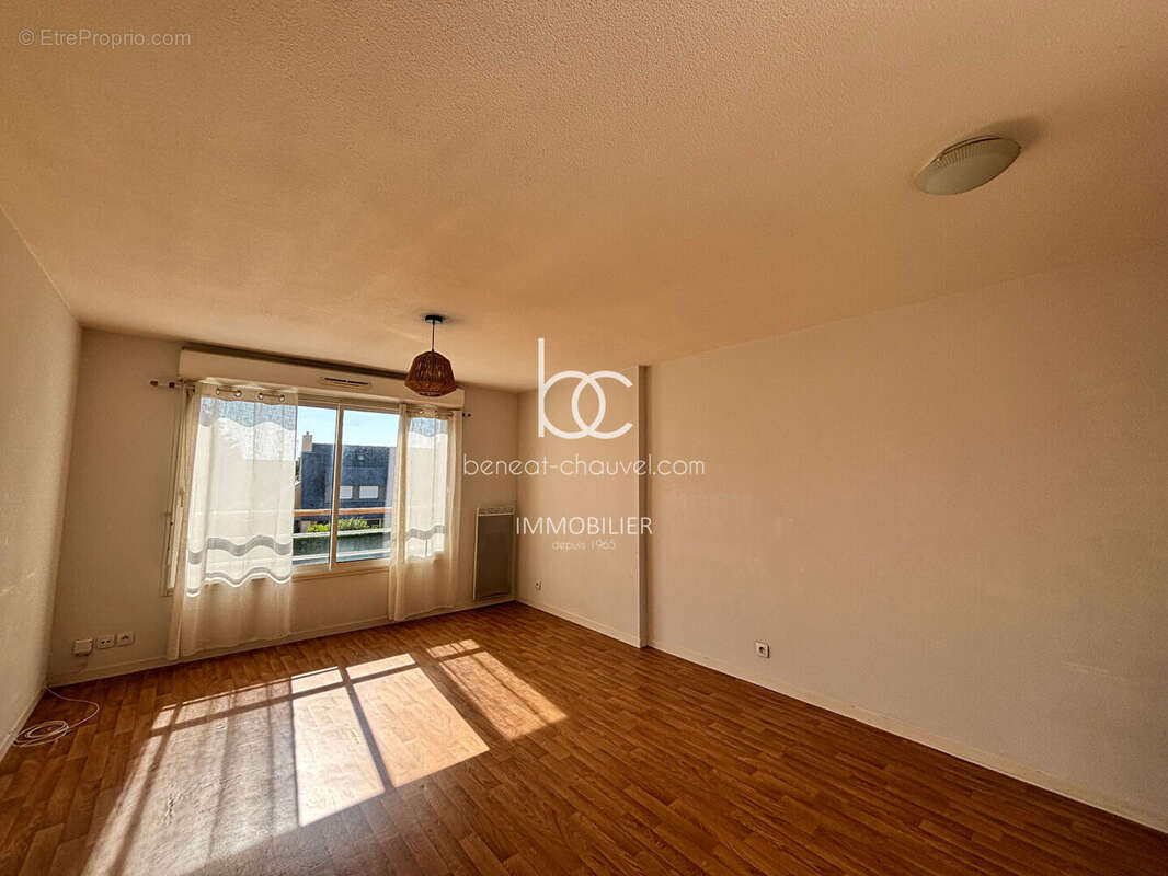Appartement Vannes 1 pièce(s) 26.41 m² - photo 2