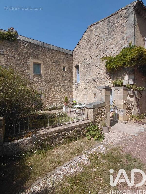 Photo 1 - Maison à SAINT-QUENTIN-DE-BARON