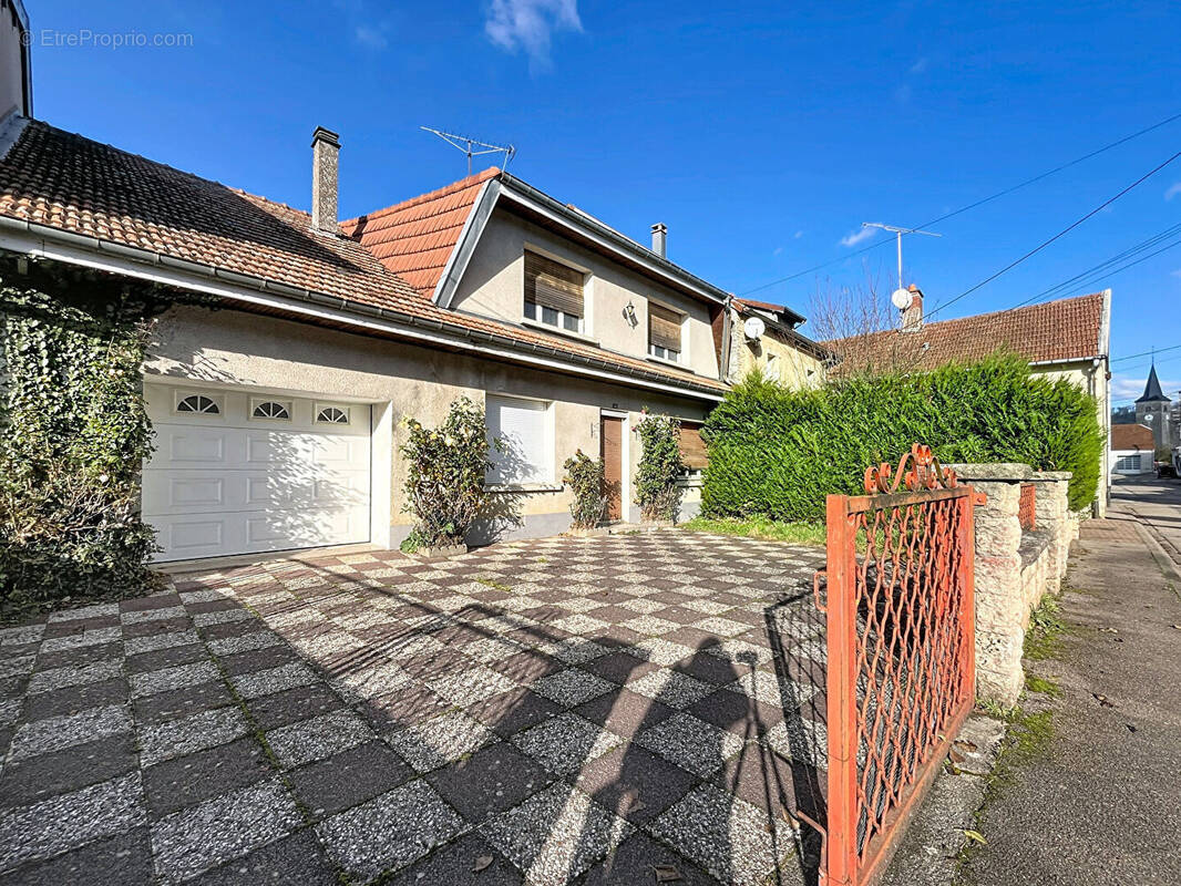 Maison à LIFFOL-LE-GRAND