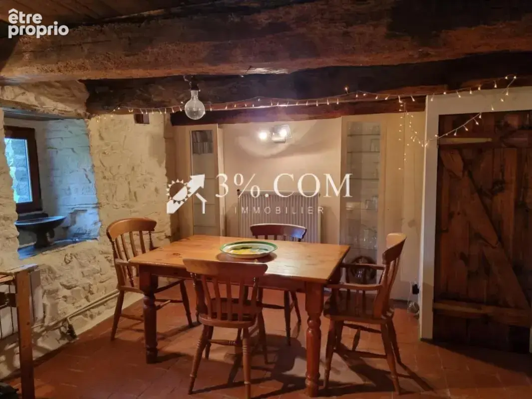 Jolie maison en pierres avec petite dépendance - photo 2