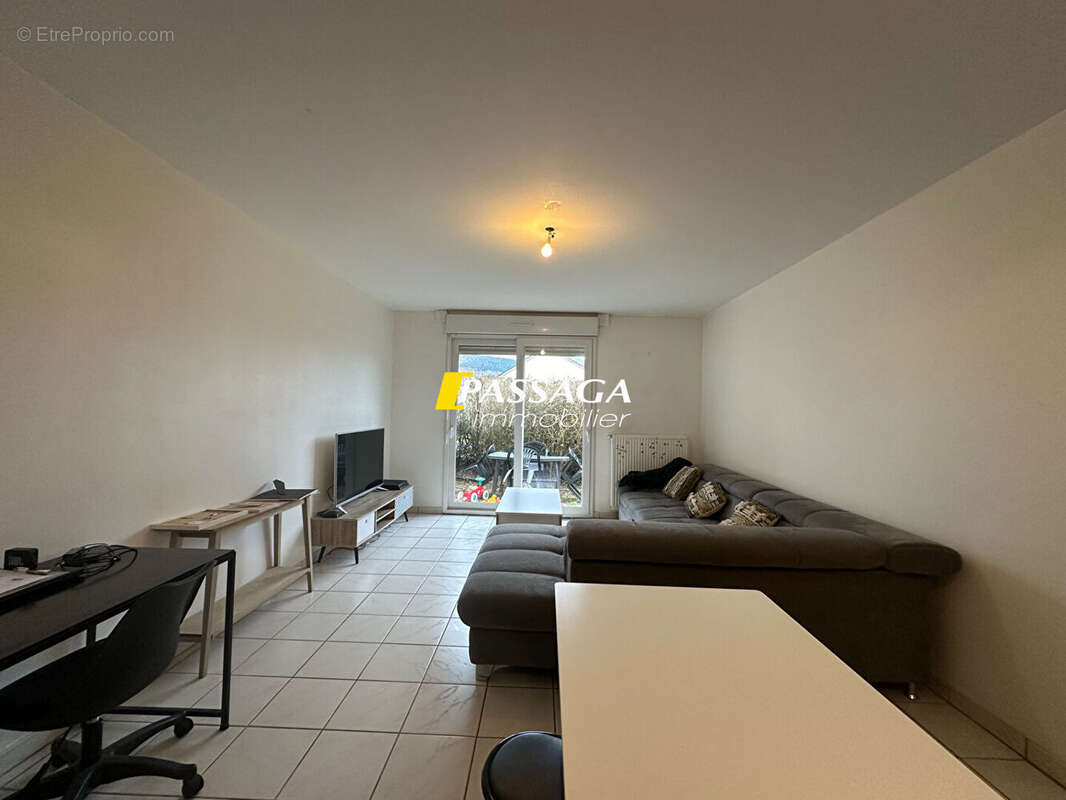 Appartement à LAISSAC