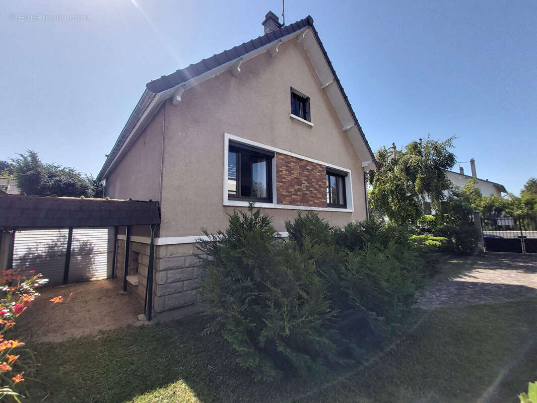 Maison à ROSNY-SOUS-BOIS