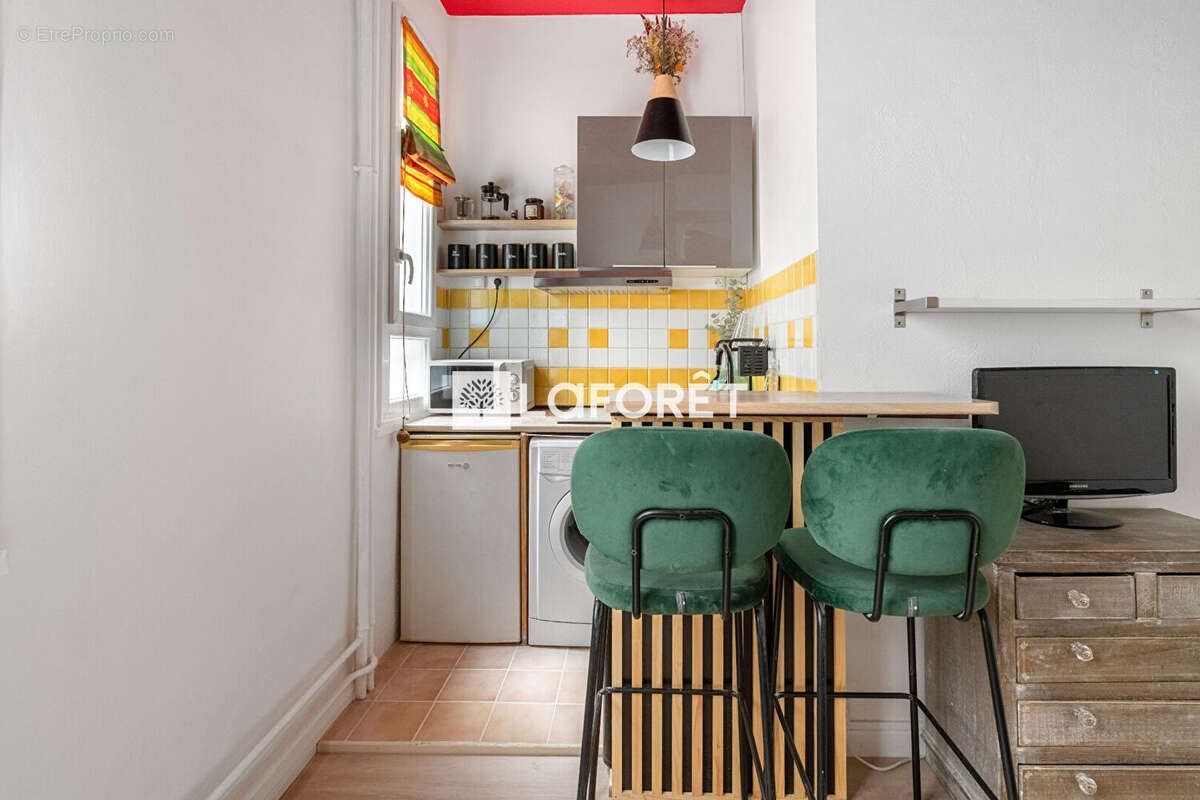 Appartement à PARIS-17E